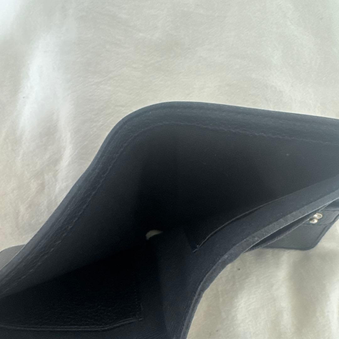 正規品 Vivienne Westwood ブラック 二つ折り財布