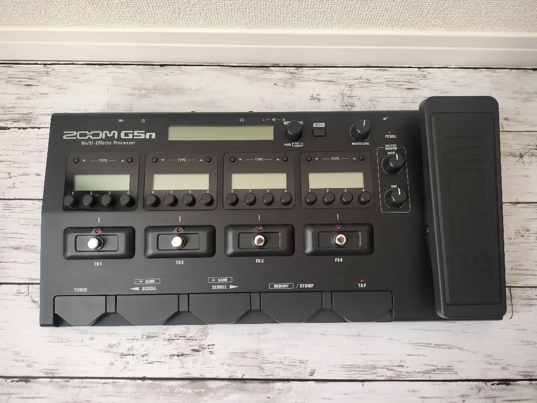 ZOOM G5n マルチエフェクター、キャリングケケース付(CBG-5n)