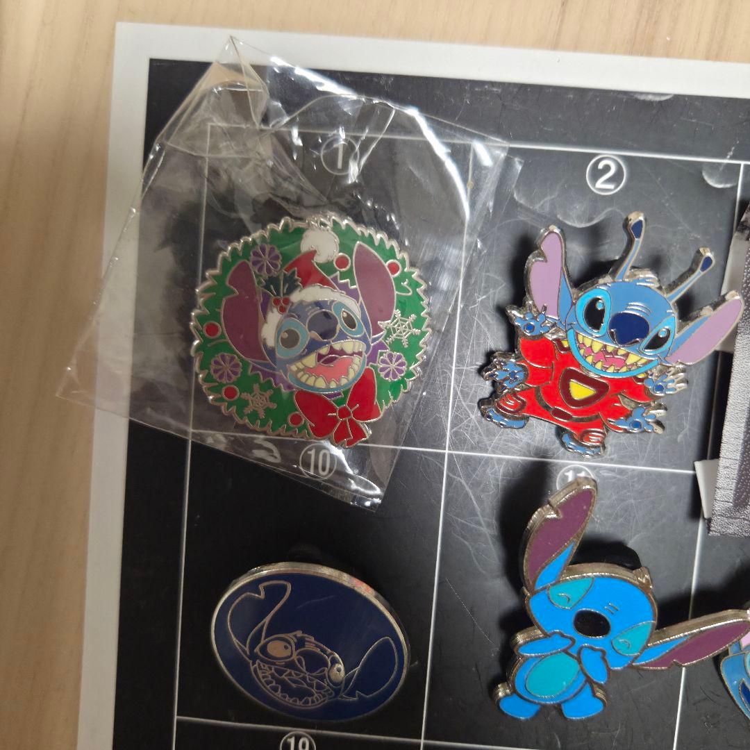 ディズニーピン　スティッチ　クリスマス　海外　ピンバッチ　ピントレ