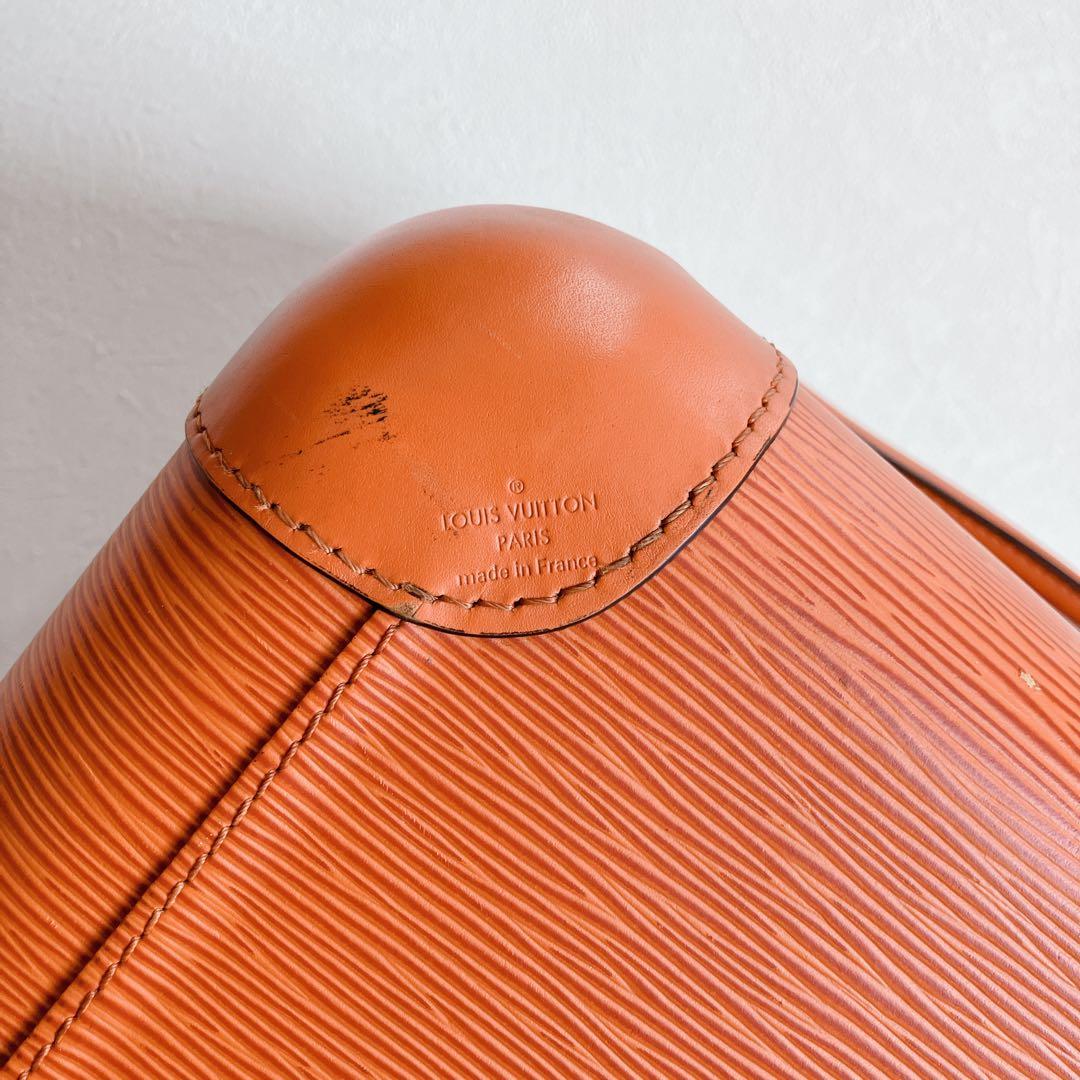 ゆうやけ　LOUIS VUITTON ルイヴィトン　エピ　55 スーツ