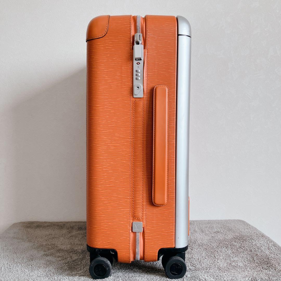 ゆうやけ　LOUIS VUITTON ルイヴィトン　エピ　55 スーツ