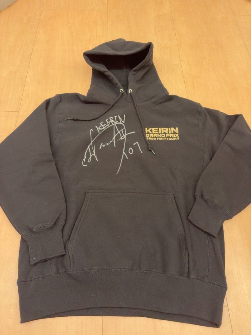 【激レア】競輪 阿部拓真 選手サイン入りパーカー　　　KEIRINグランプリ
