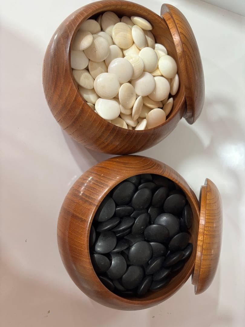 T63 木製囲碁盤と石セット 蛤 へそあり