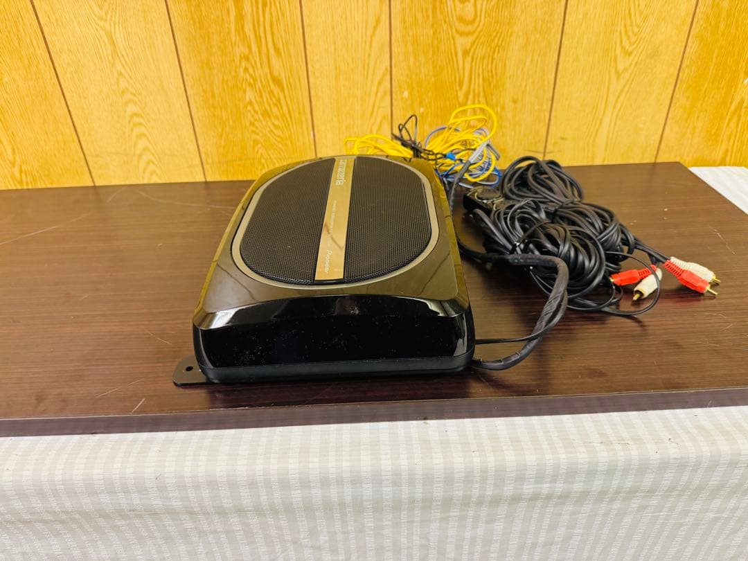 カロッツエリア　パワードサブウーファー　TS-WX110A　　MAX150W