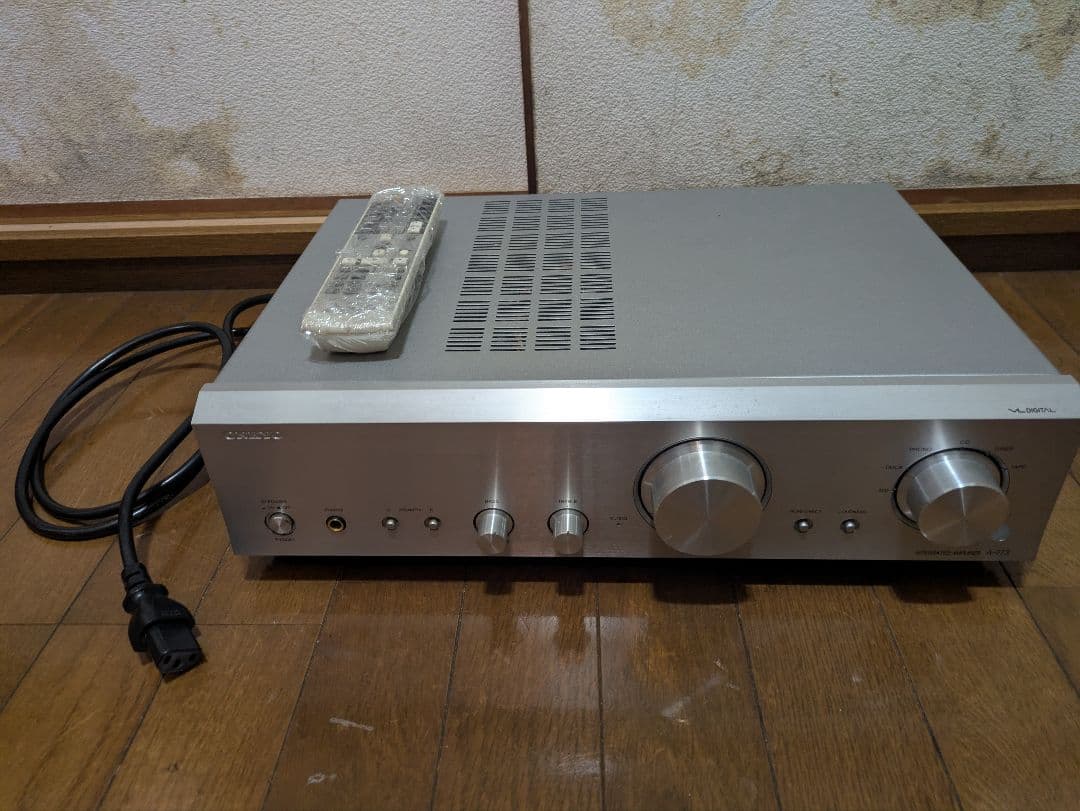 ONKYO オンキョー A-973 プリメインアンプ　中古美品