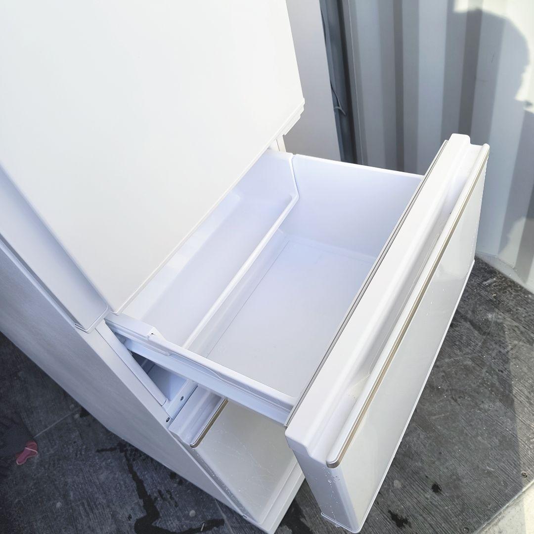 運搬取付無料！シンプルホワイト・純正三菱の冷蔵庫！完全動作品・美品