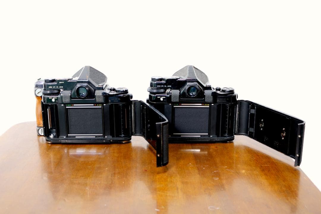 PENTAX 67 ボディTTL ペンタプリズム付　2台　レンズ付