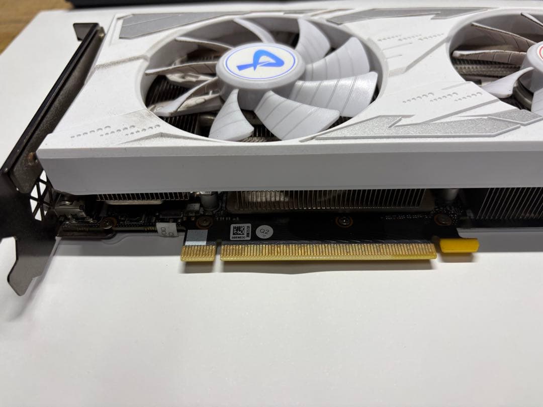 GeForce RTX 3060ti ホワイト デュアルファン