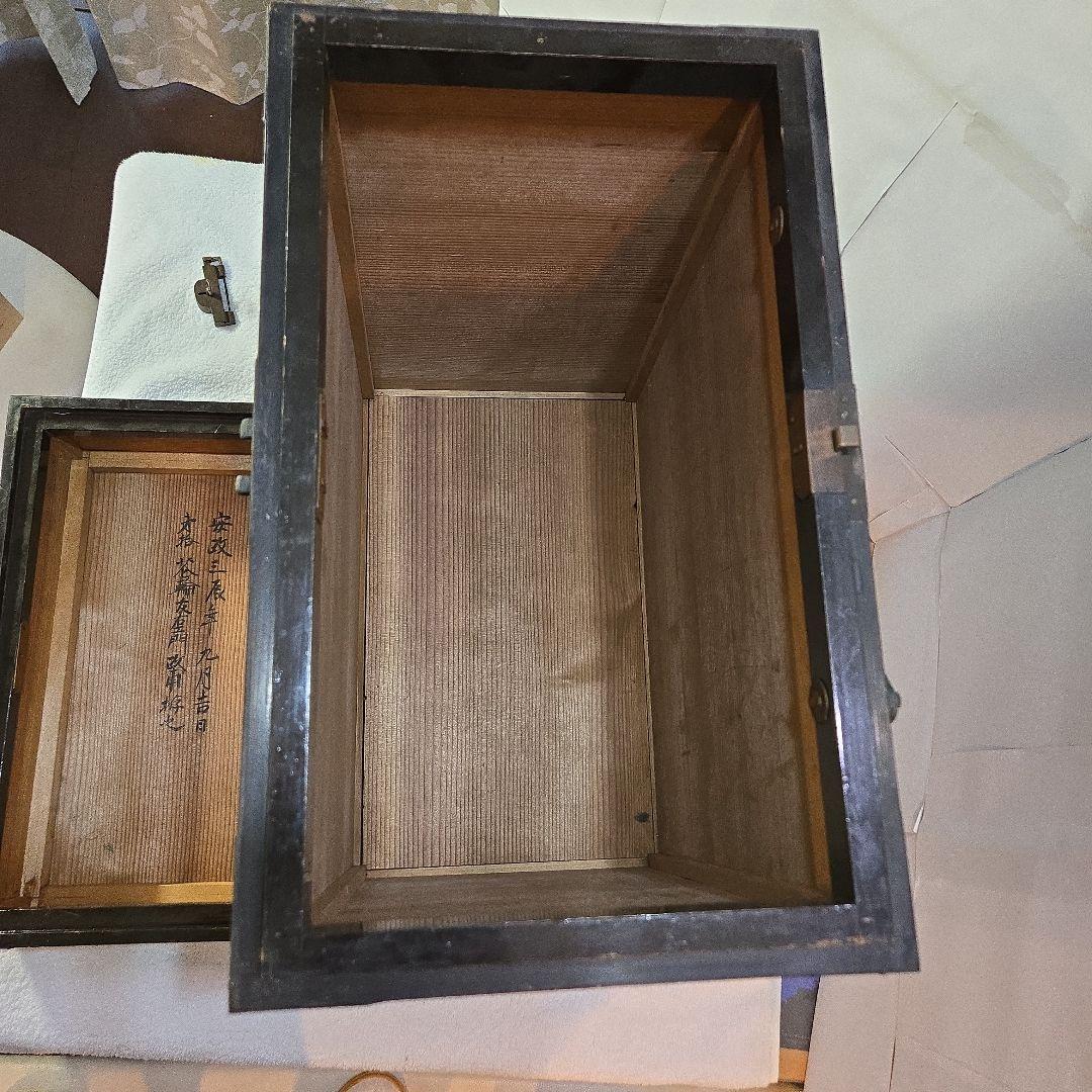 鎧櫃　外鍵付　背負箪笥　武具　刀剣　千両箱　鋏箱　甲冑箱　兜箱　江戸時代