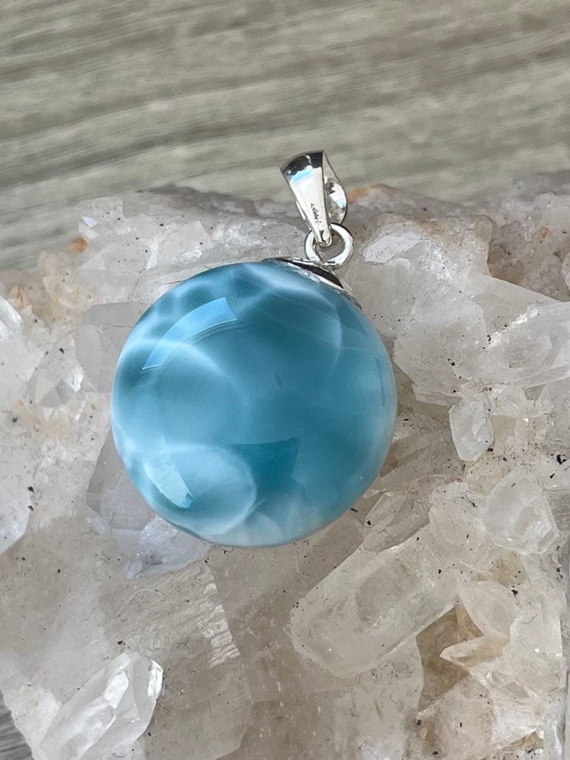 天然石☆高品質！ラリマーまる型ペンダントップ☆両面違って両面美しい！