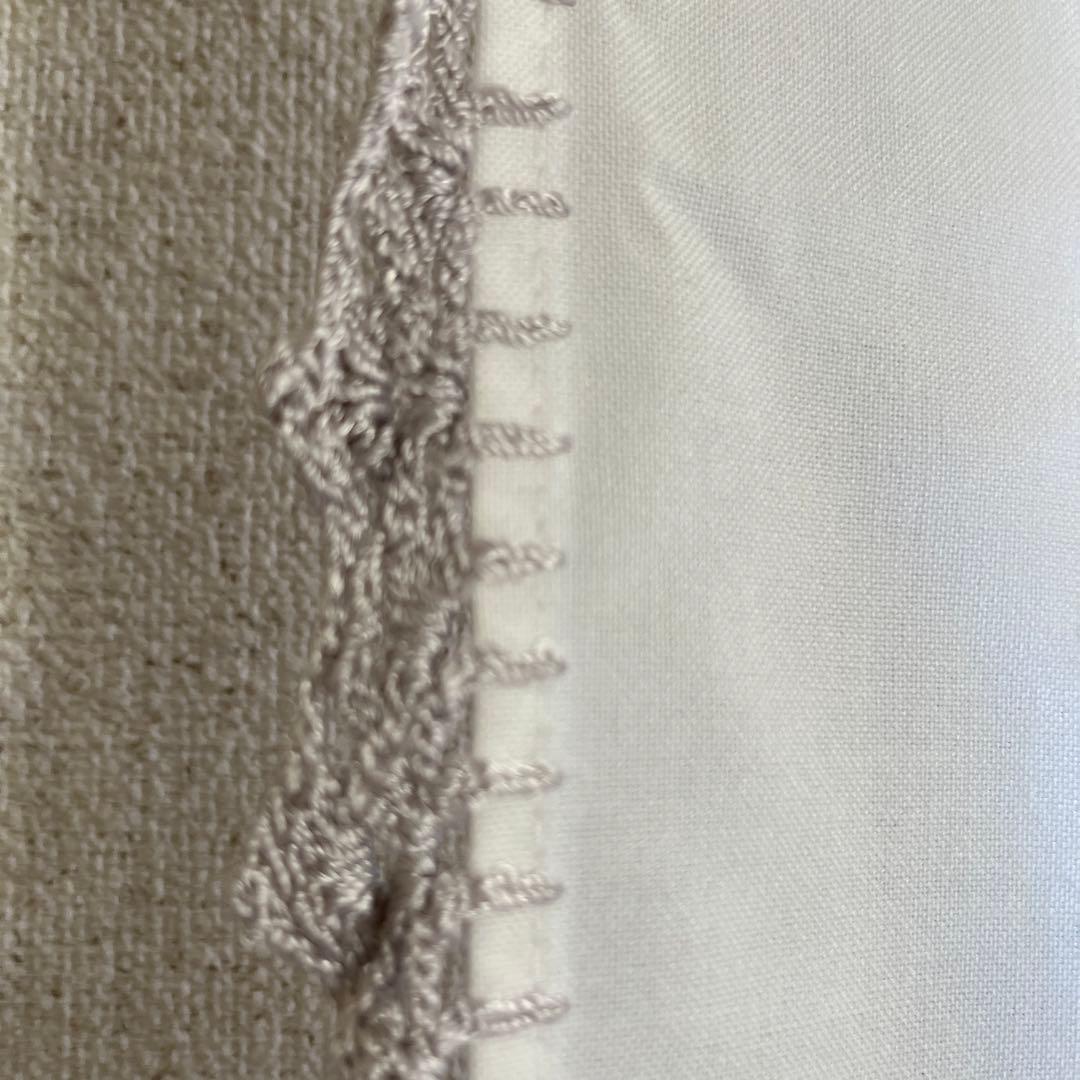 フランスアンティーク　花籠の刺繍　カットワーク　生地