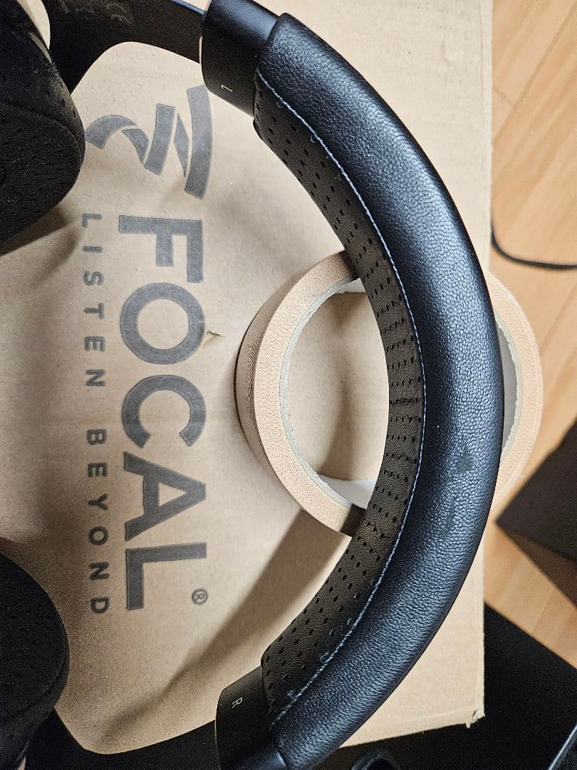 ヘッドホン focal utopia np