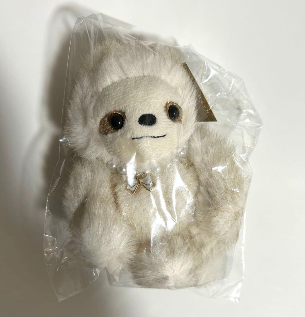 NiziU アヤカ　ナマケモノ　キーホルダー