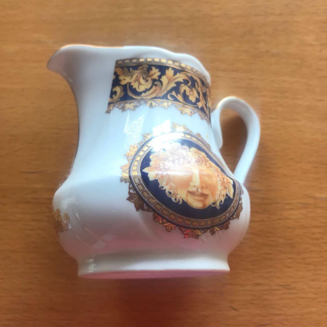 未使用 レトロ　リモージュのシュガーポットとミルクピッチャー