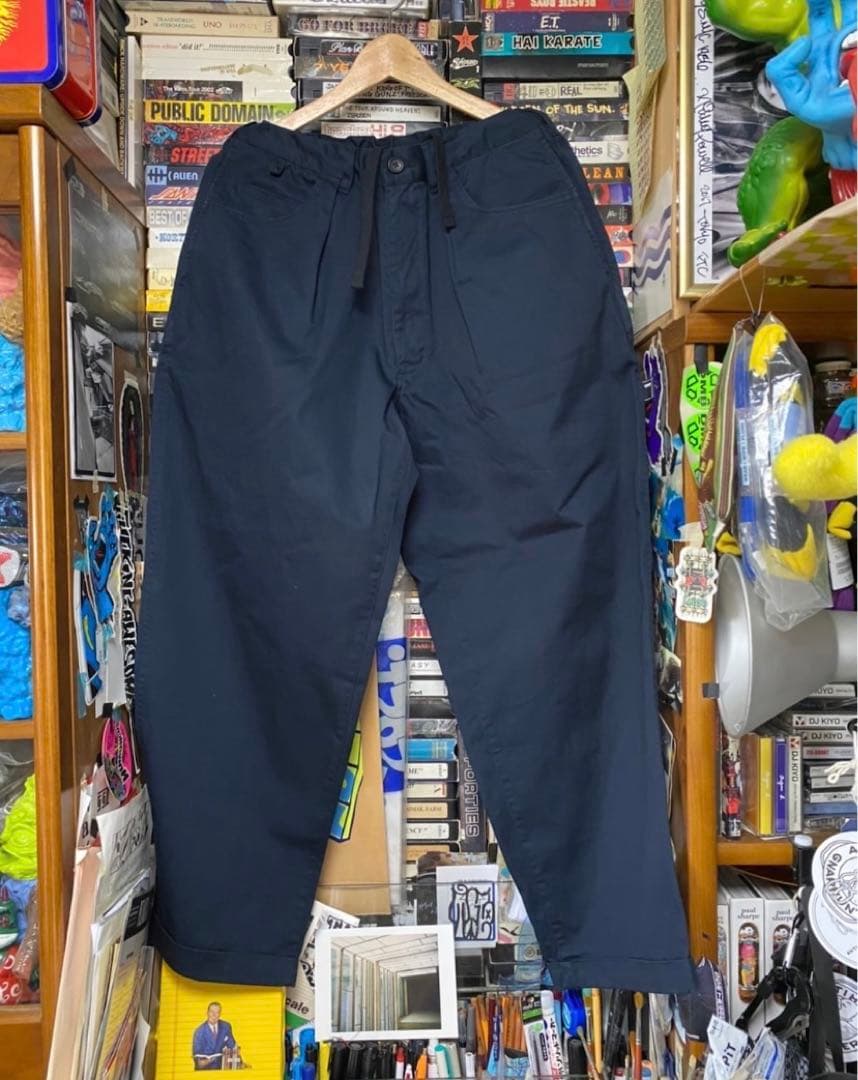 BROCHURE 1P CHINO NAVY サイズL ワイドパンツ タグ付き