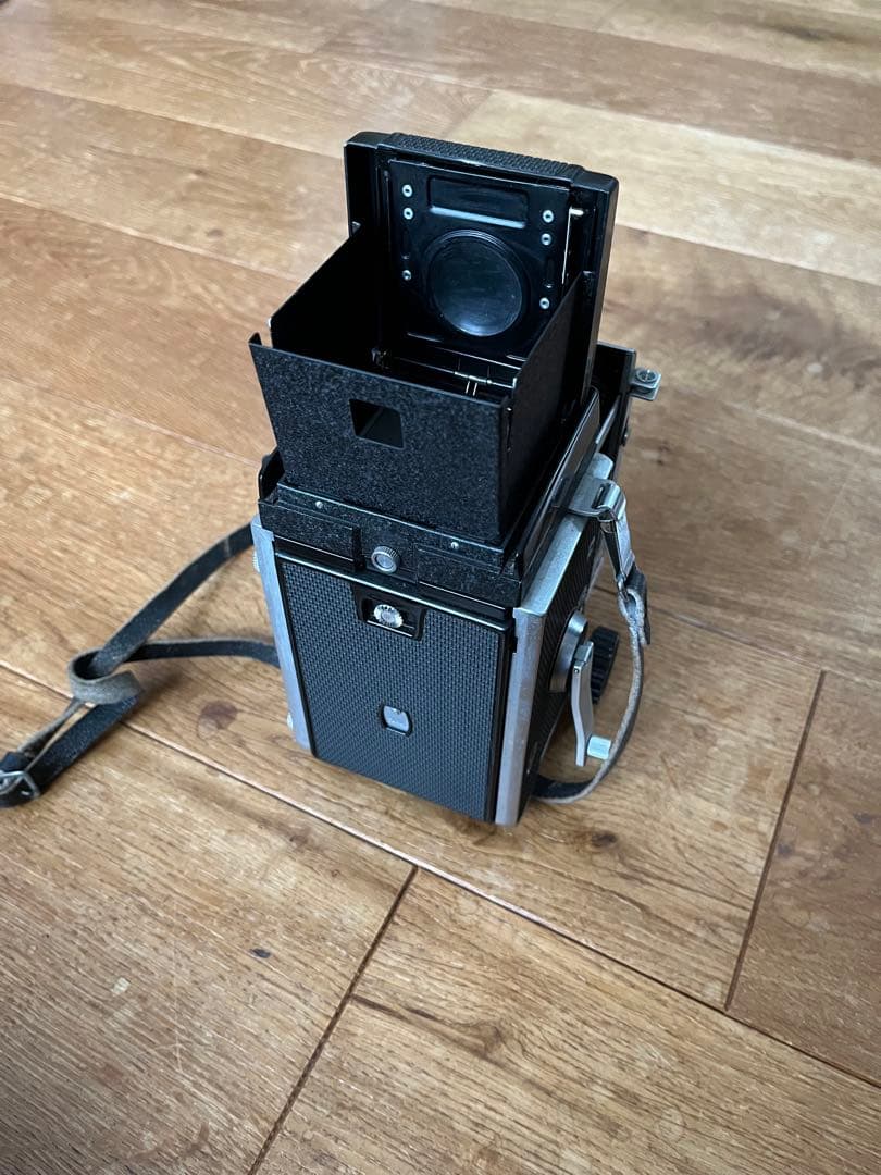 MAMIYA C3 二眼レフカメラ オマケ65ミリ付き　レンズキャップ　動作品