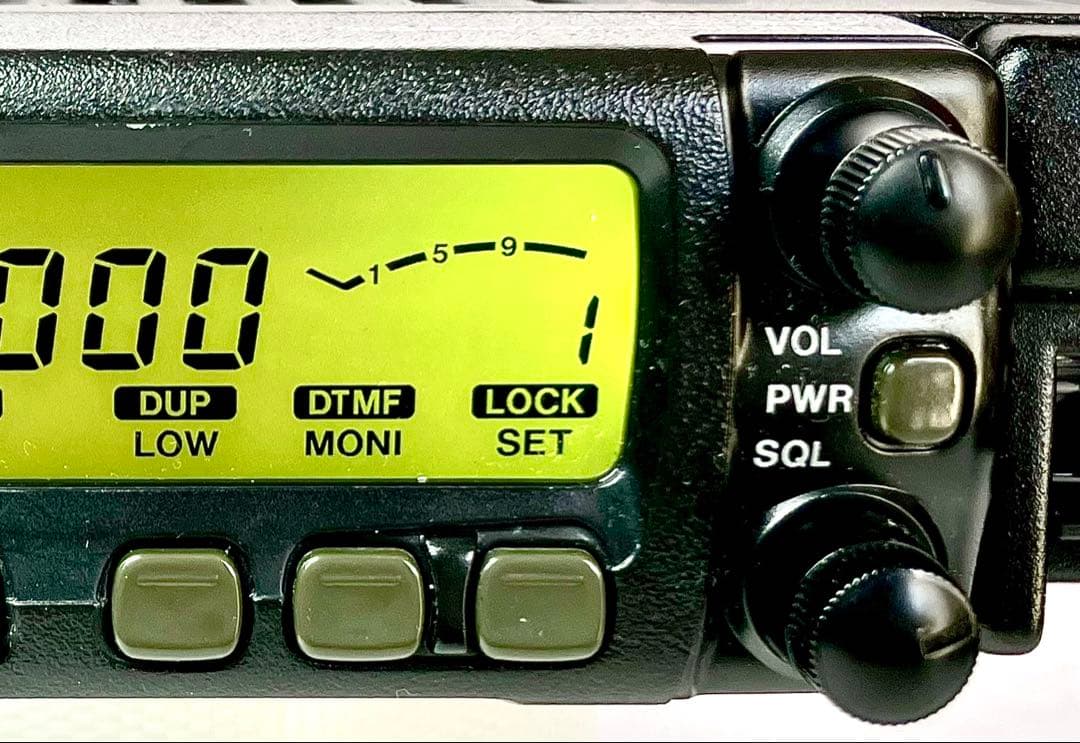 アイコムIC-207D 50/35w アマチュア無線機