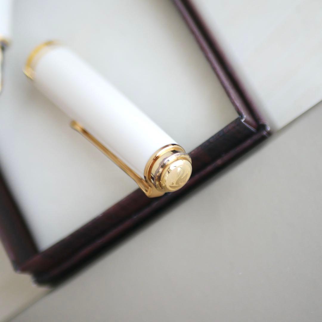 ペリカン スーベレーンM600バイオレット/ホワイト 万年筆　2019年限定品