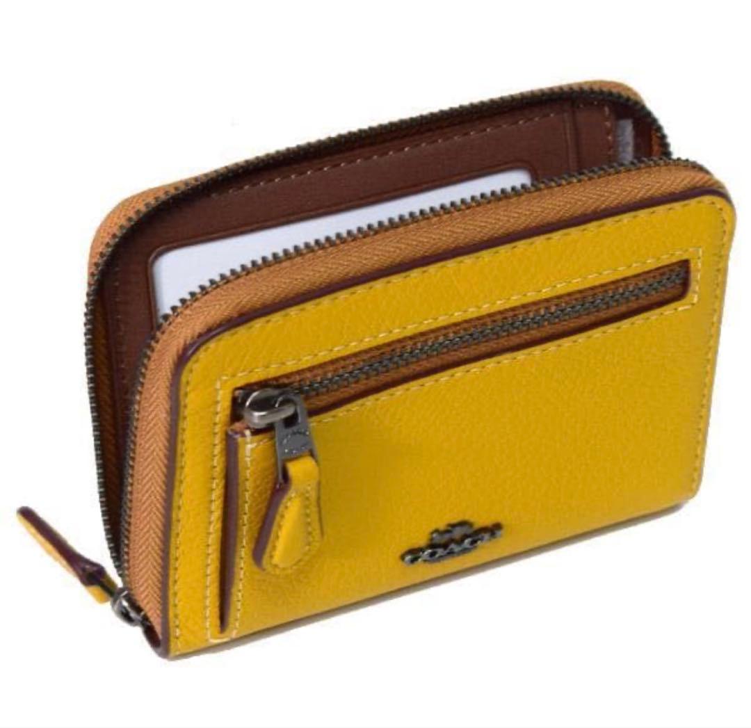 COACH ペブルレザー ピーナッツコスヌーピー ウォーク 二つ折り財布