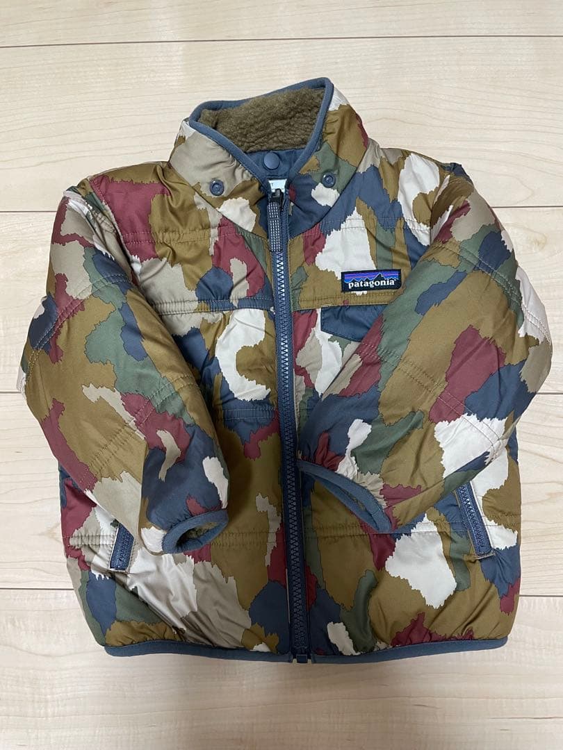 【値下げ】パタゴニア リバーシブル フーディ 2T 上下セット アウター パンツ