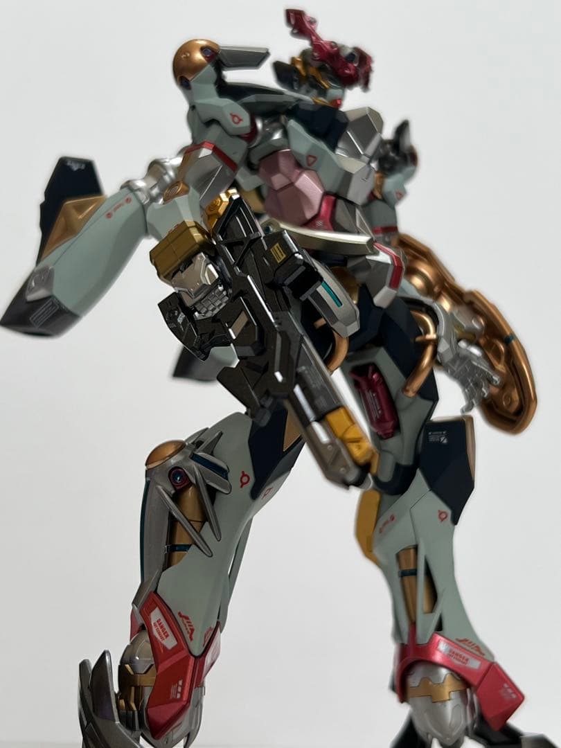 ガンプラ HG 1/144 ジークアクス GQuuuuuuX 塗装完成品