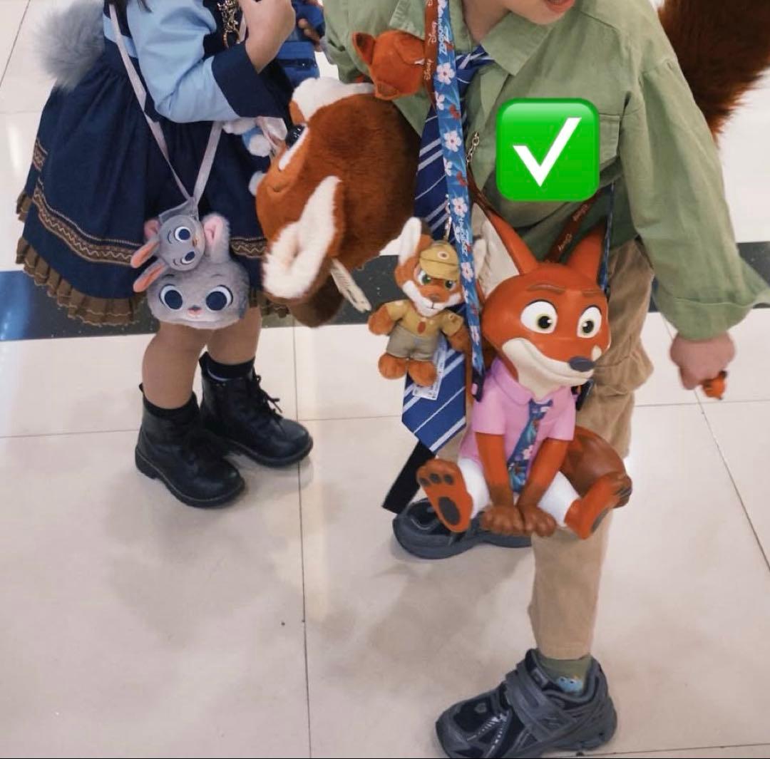 台湾映画館限定 ズートピア2 　サイドショルダー付きドリンクカップ　ニック