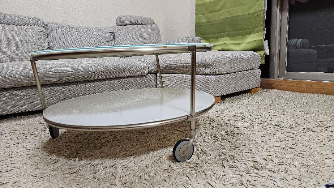 IKEA STRIND ガラステーブル　円形テーブル