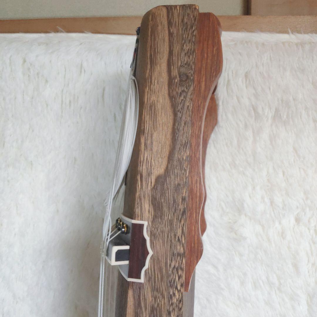 【美品】十三弦琴　和楽器　弦楽器 すだれ彫り 高級琴柱付き