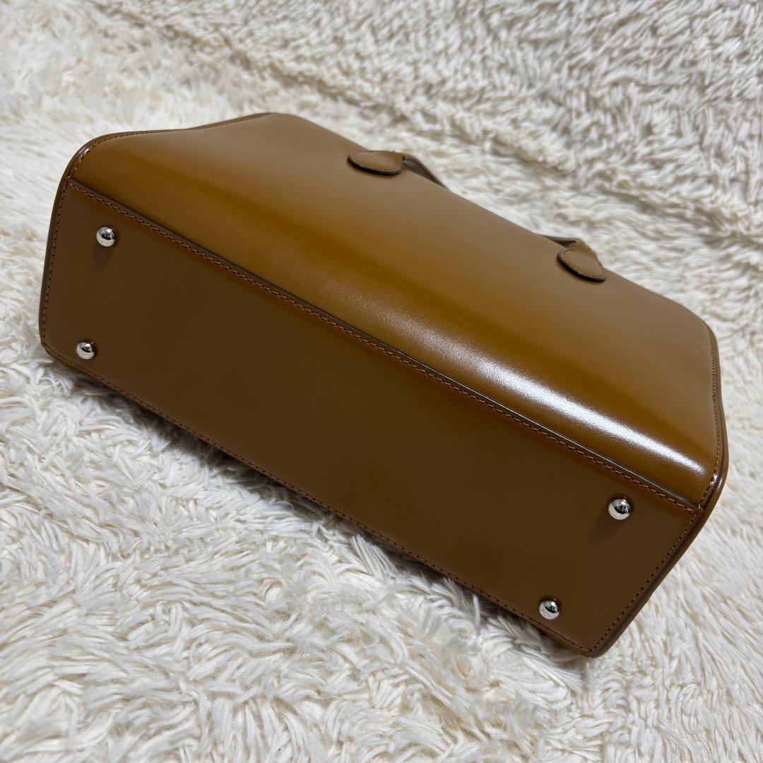 極美品✨TOUT Y EST SAC LOQUET SMALL ロケバッグ