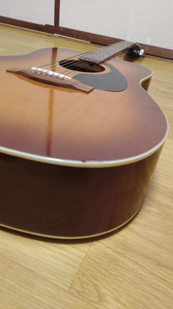 ギター Yamaha F-360 TBS