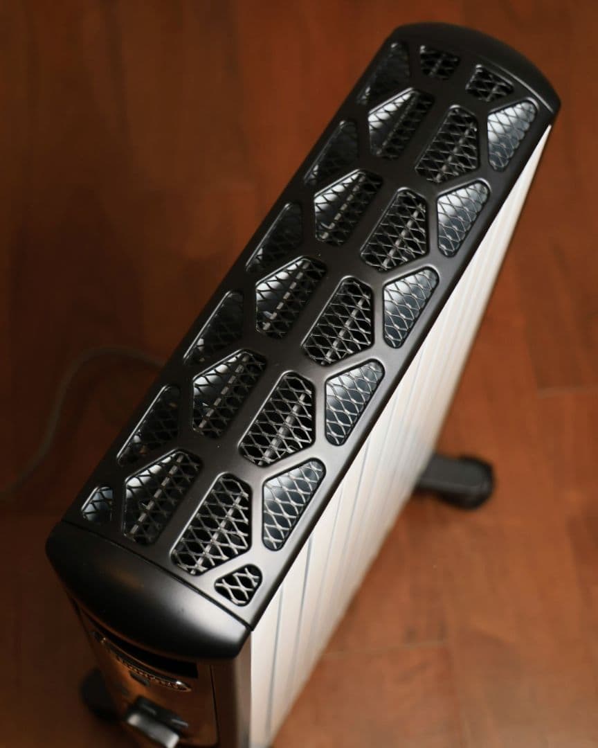 【月末限定セール・美品】デロンギ マルチダイナミックヒーター　MDHU15 BK