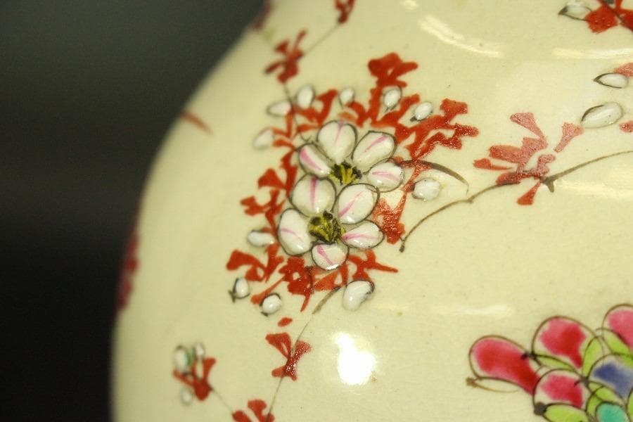 色絵 草花紋 花瓶 明治 京 薩摩 高21.6cm(LC503)