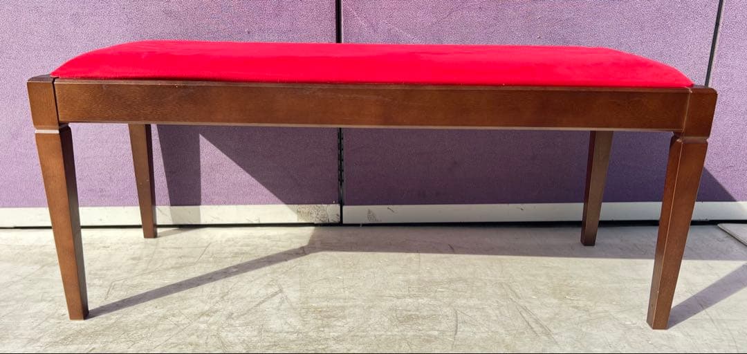 Maruni赤いクッション付き木製ベンチ