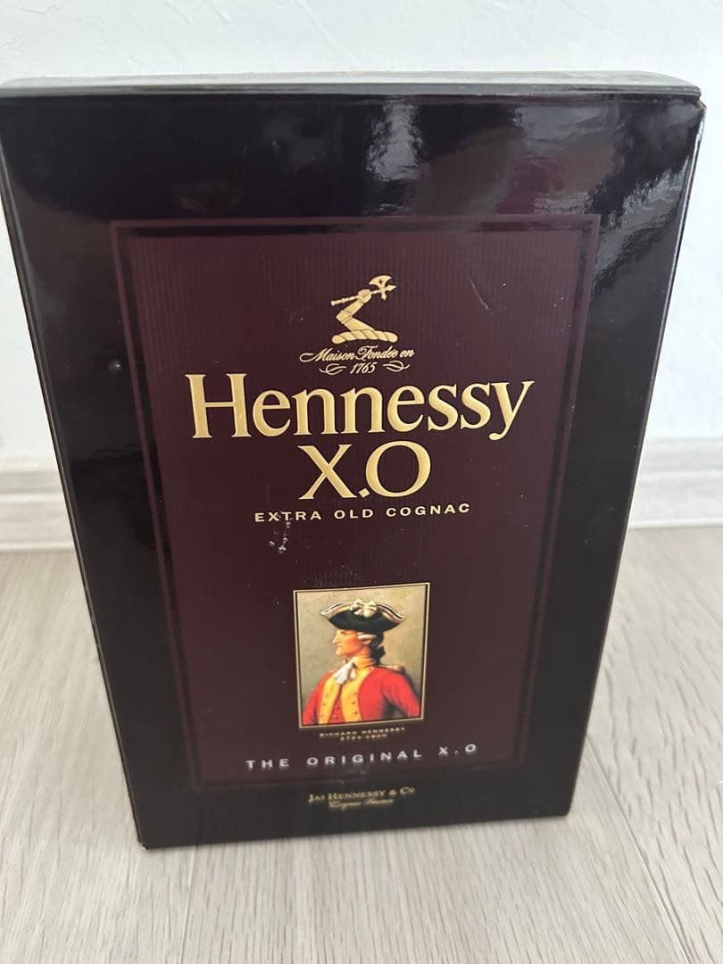 【ヘネシー】　XO 700㎖　40℃ 箱入　お酒　ブランデー　未開封