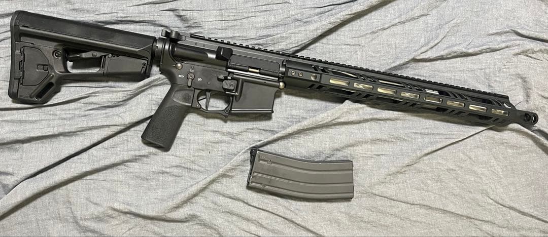 東京マルイ　MTR ガスブローバック　はホーググリップ　ハードケース付