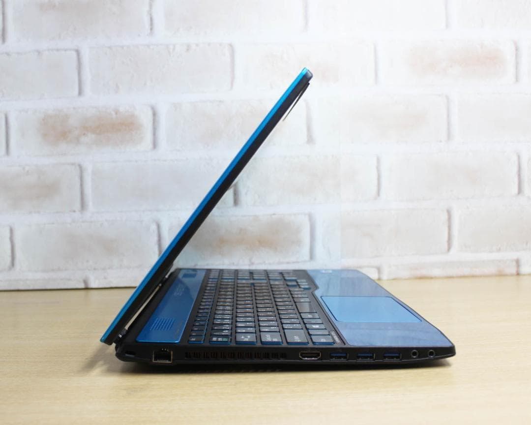 Core i7✨SSD512GB✨メモリ16G ノートパソコン オフィス付き