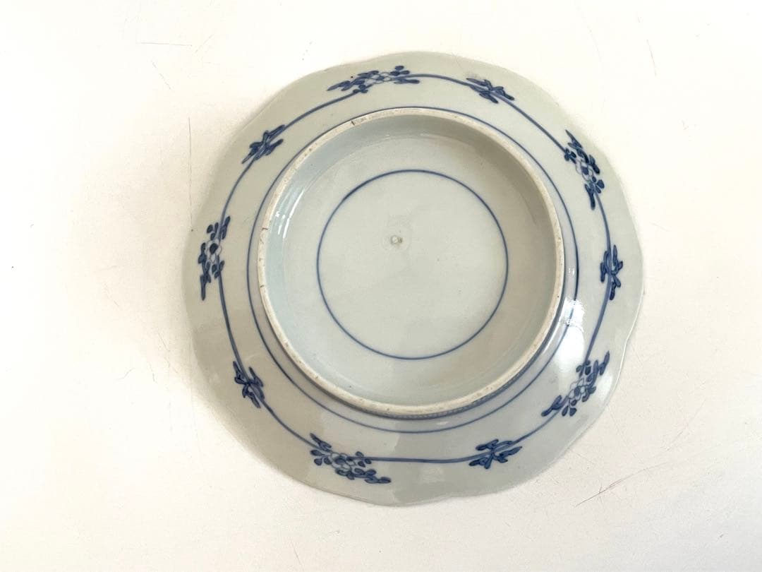 #3骨董　アンティーク　藍柿右衛門　染付　菊雲鶴文様　輪花皿　高脚皿　古伊万里