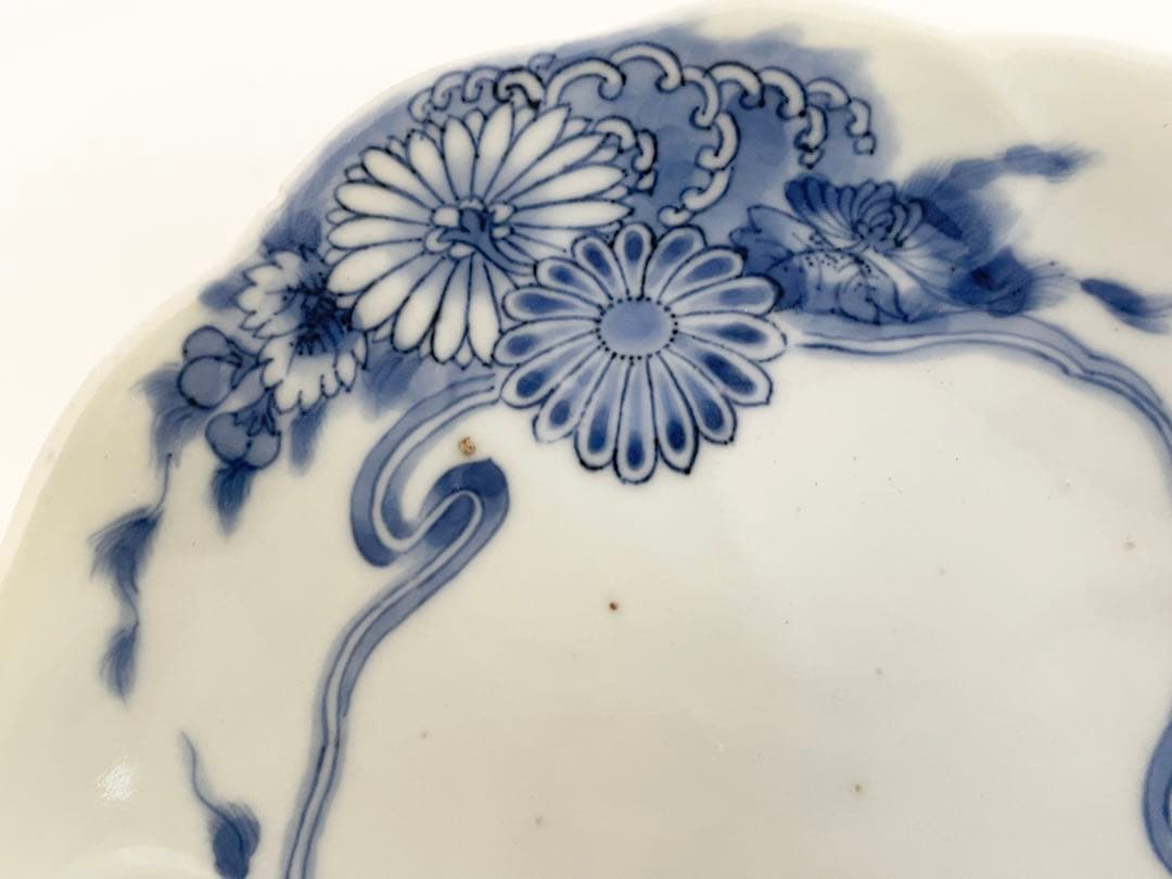 #3骨董　アンティーク　藍柿右衛門　染付　菊雲鶴文様　輪花皿　高脚皿　古伊万里