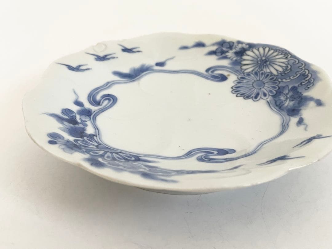 #3骨董　アンティーク　藍柿右衛門　染付　菊雲鶴文様　輪花皿　高脚皿　古伊万里