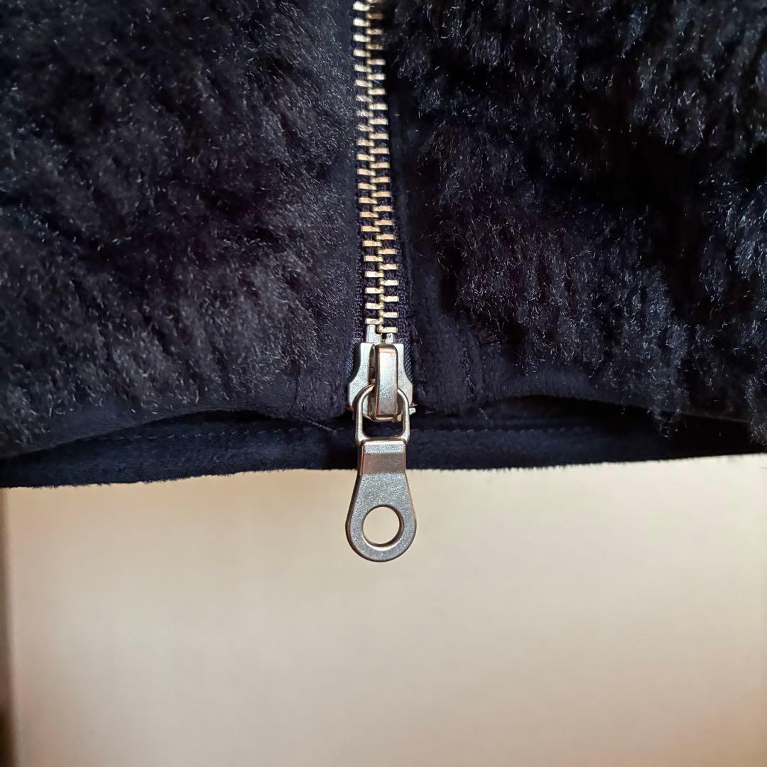 three dotsアップサイクル エコファー ジップベスト　定価4万円