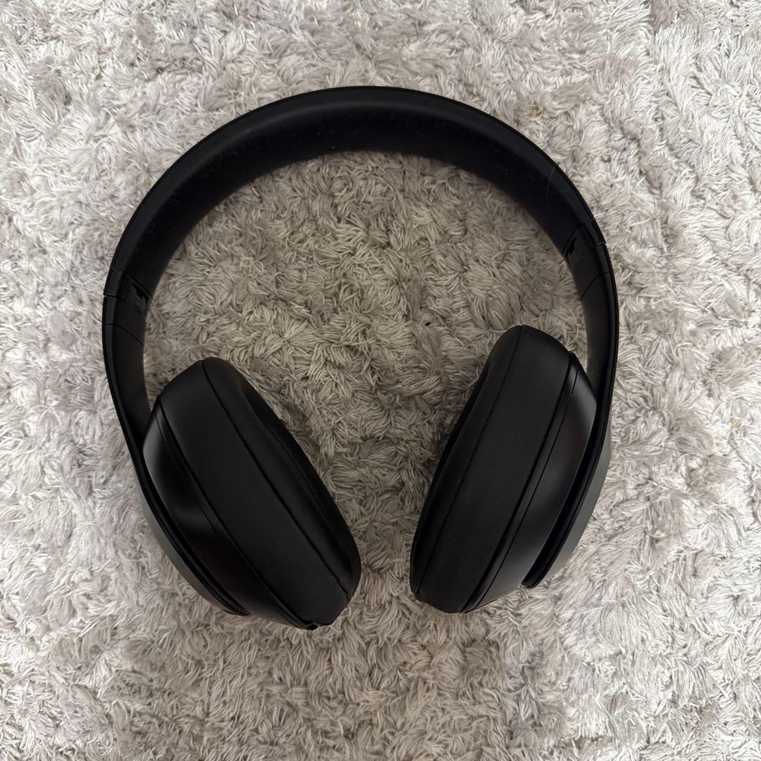 Beats Studio3 ワイヤレスヘッドホン　黒