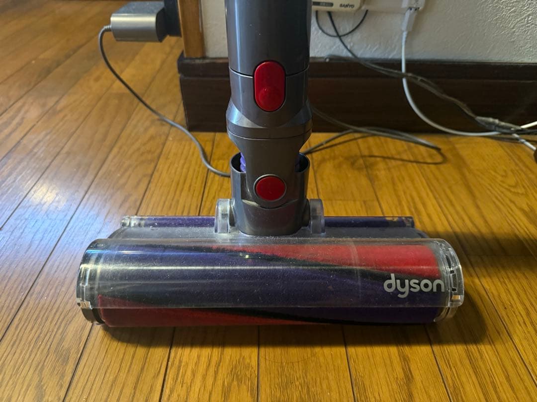 【極美品パーツ多数】ダイソン V10 SV12 故障品 ジャンク バッテリー良好