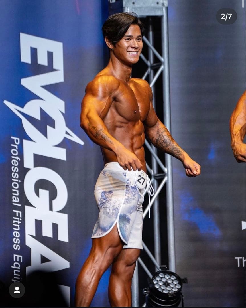 vanquish サーフパンツ　26インチ