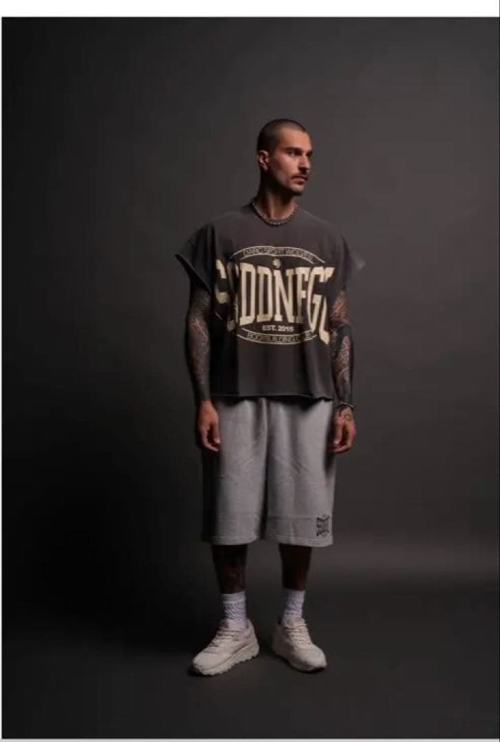 DARC SPORT ダルクスポーツ　短丈ボックスTシャツ　 新品未使用！