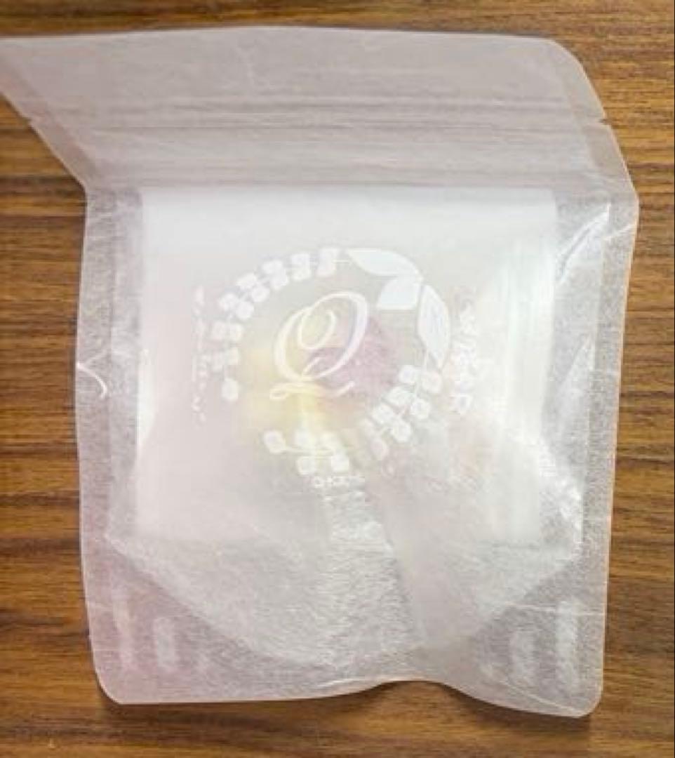 601く 鬼滅の刃　胡蝶しのぶ　バッグチャーム　キューポット　和菓子