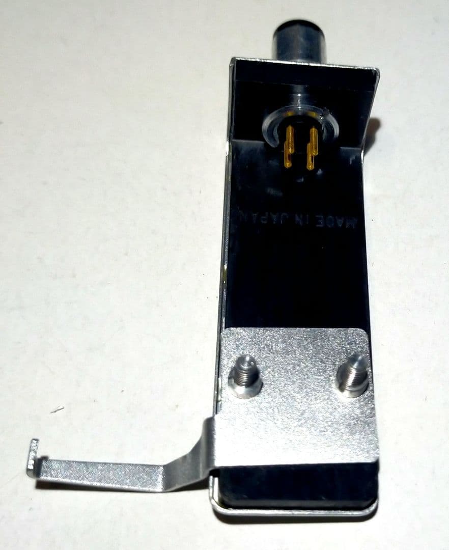 SONY ソニーの炭素繊維 カーボンクラッド型 初代高級シェル