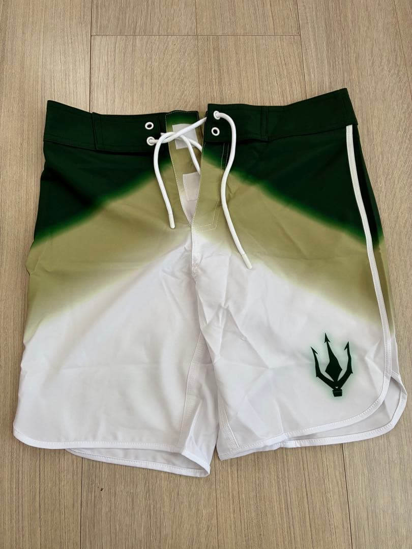 FIED ファイド ボードショーツ　ステージショーツ