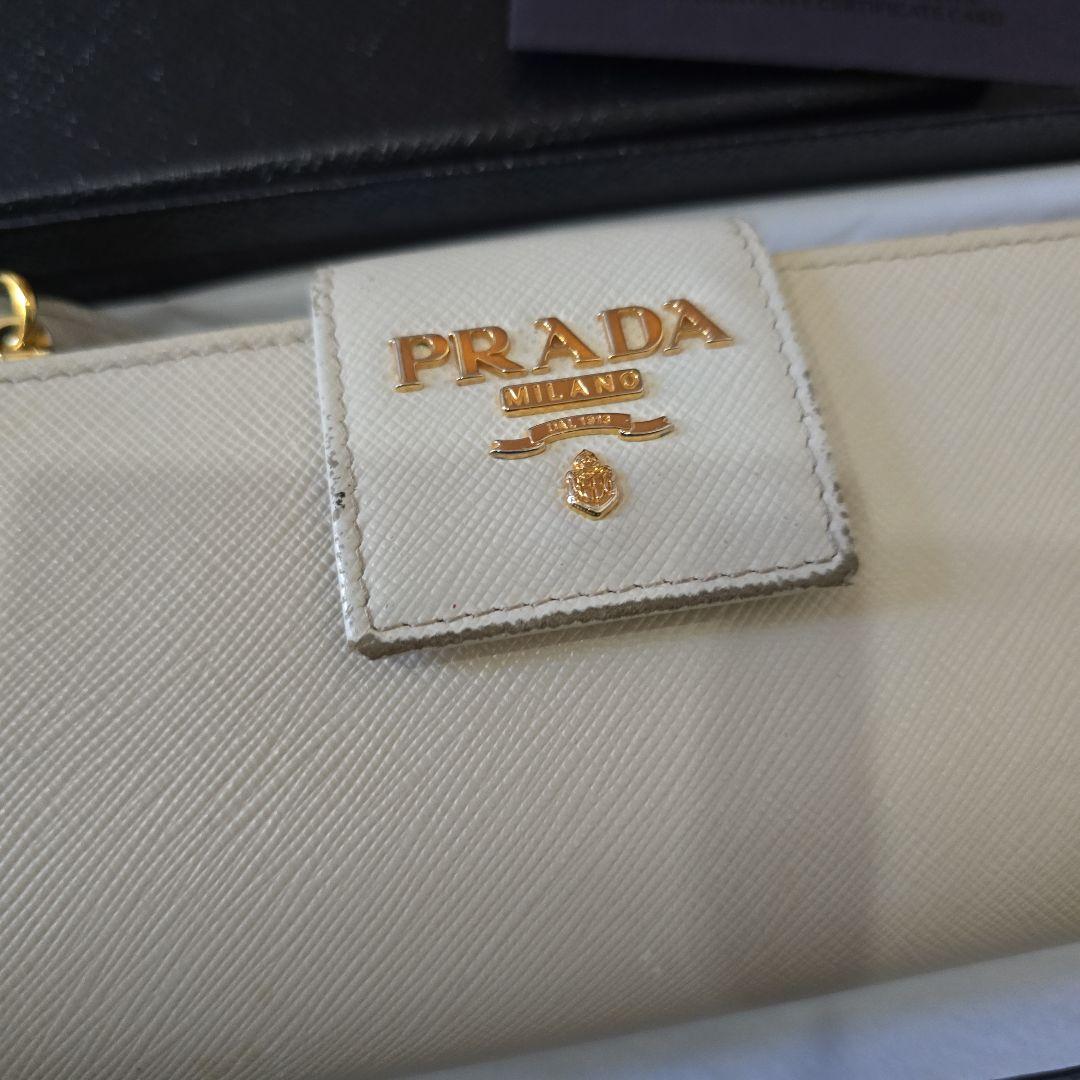 PRADA 二つ折り財布 ベージュ ホワイト サフィアーノ レザー