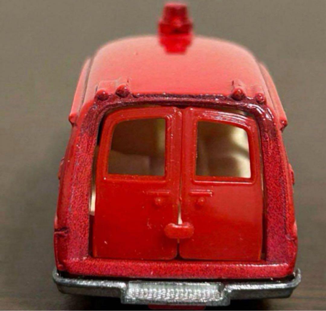 トミカ スーパーギフト トヨタ アンビュランス