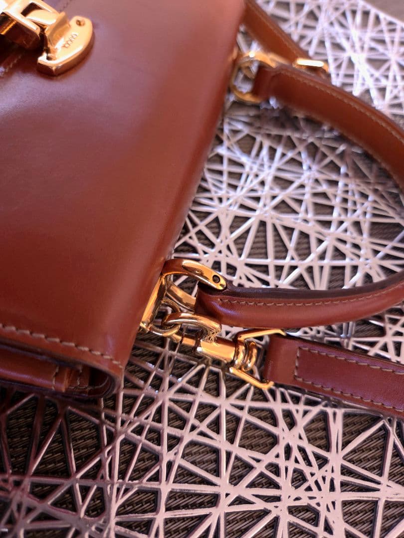 GUCCI ブラウン ハンドバッグ ゴールド金具 グッチ ショルダーバッグ